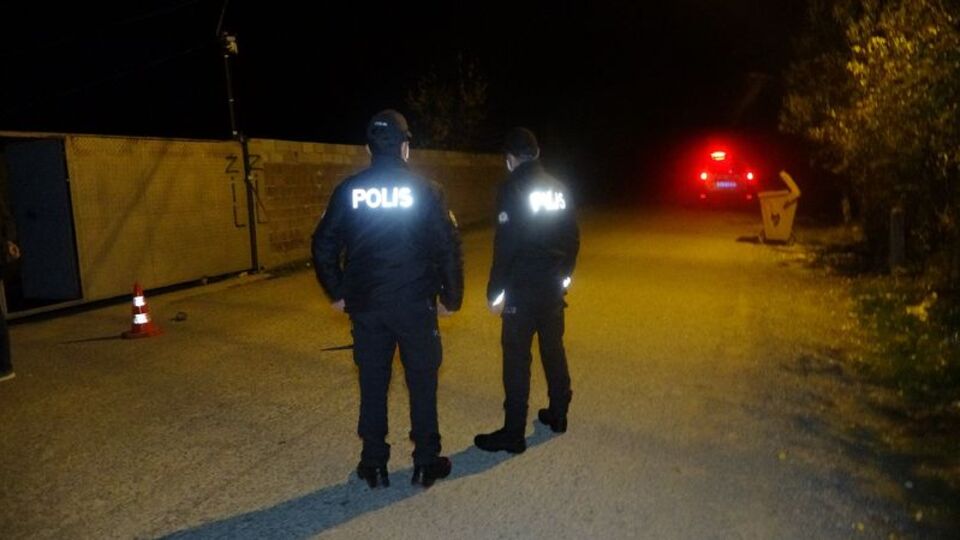 Korkunç olay! Ev arkadaşı katletti!