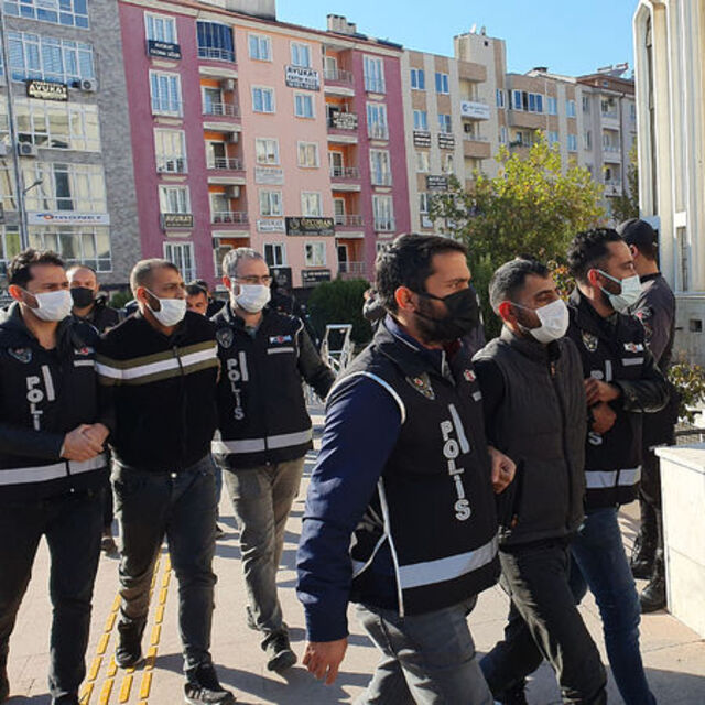 Balıkesir'de polisin şehit edilmesine ilişkin 12 zanlı tutuklandı