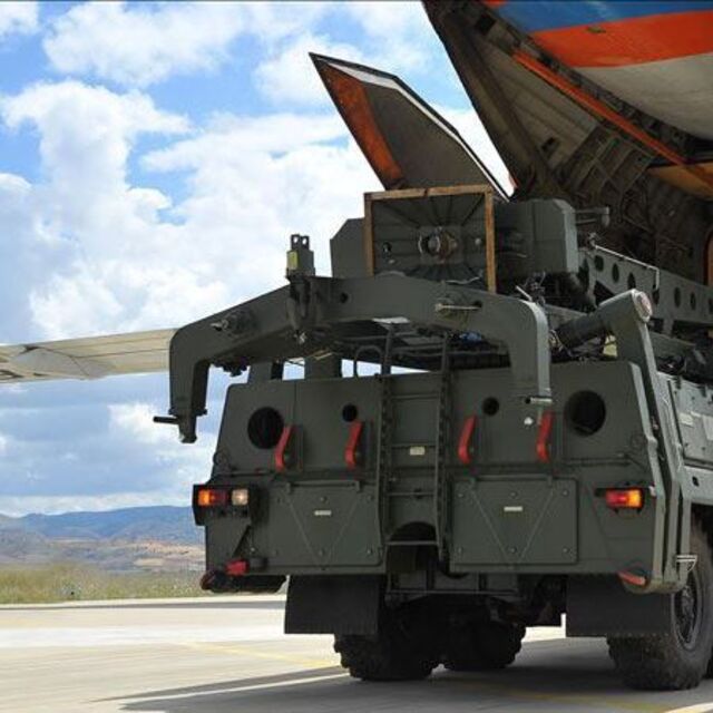 Rusya, Hindistan'a S-400 sevkiyatına başladı