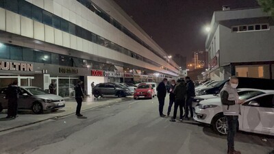 Galeride kanlı infaz! Husumetlileri kurşun yağdırdı