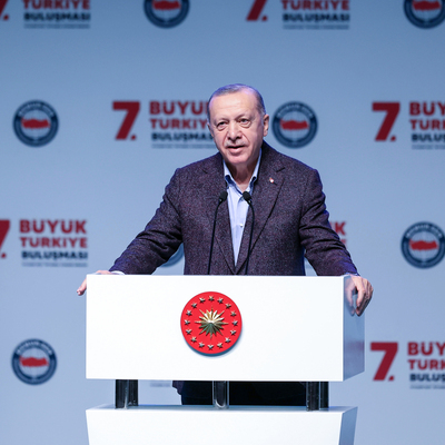 'Ücretli çalışanları enflasyona ezdirmeyeceğiz'