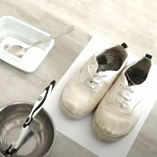 Beyaz bez ayakkabılar nasıl temizlenir?