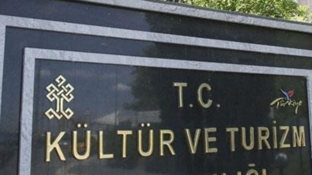 Bakanlık 41 sözleşmeli sanatçı alacak
