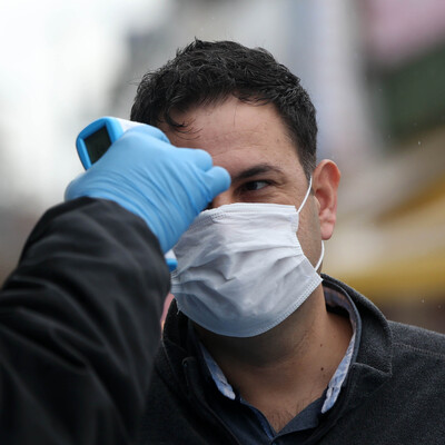 Uzmanı uyardı! 3 Covid hastasından birinde gözüküyor