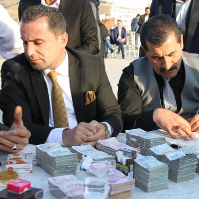 Gelin ve damada 1 milyon 258 bin lira takıldı