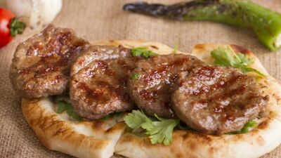 Akçaabat köftesi nasıl yapılır?