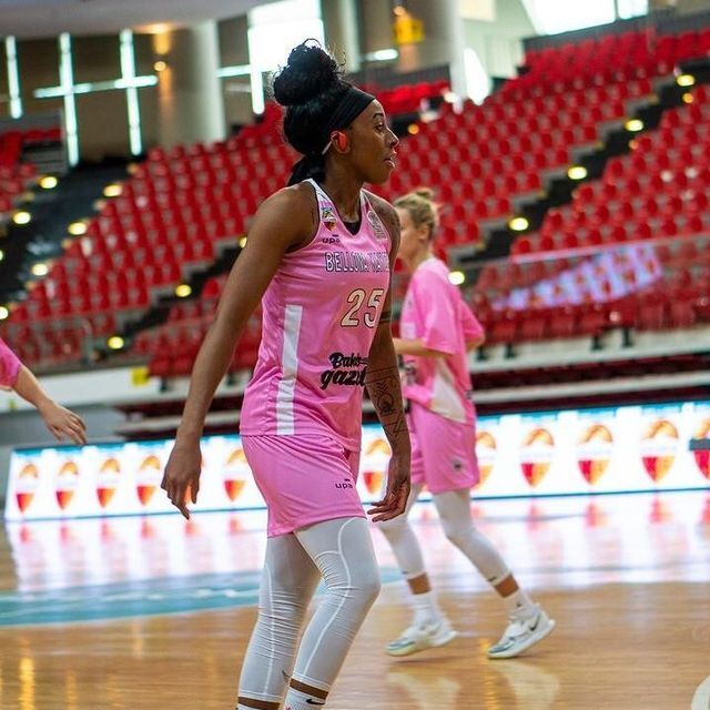Beşiktaş HDI Sigorta, Glory Johnson'ı transfer etti