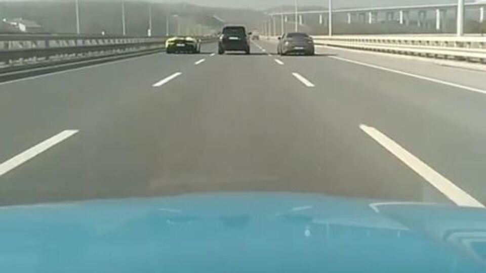 'Makas'lı yarışta 3 sürücüye para cezası!