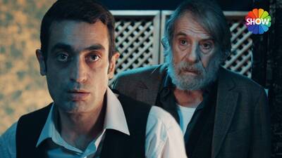 'Üç Kuruş' sürprizleriyle izleyenleri soluksuz bıraktı