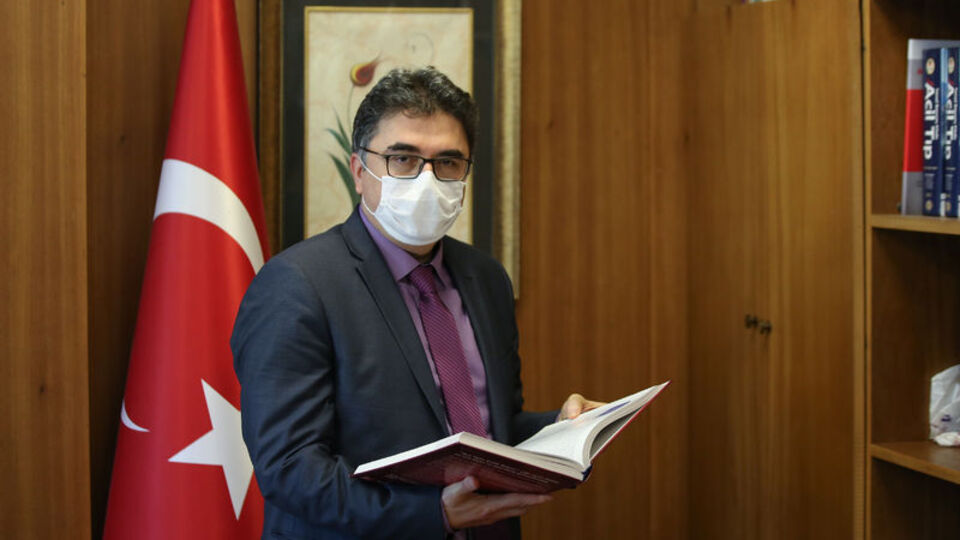 Prof. Dr. Tufan Tükek koronavirüse yakalandı