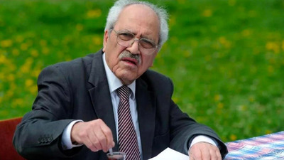 Sezai Karakoç Mona Roza şiiri hikayesi