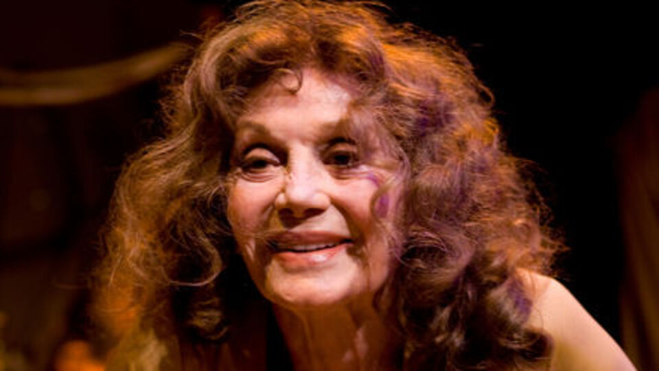 Yıldız Kenter anılıyor