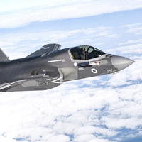 İngiliz F-35 jeti Akdeniz'e düştü