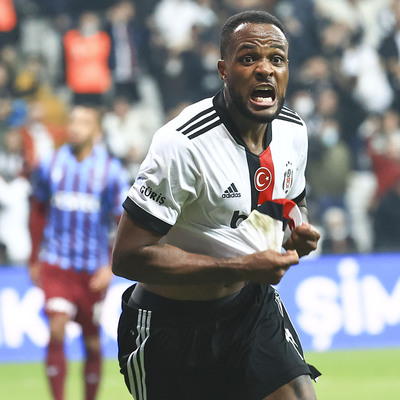 Ne Ronaldo ne Messi!