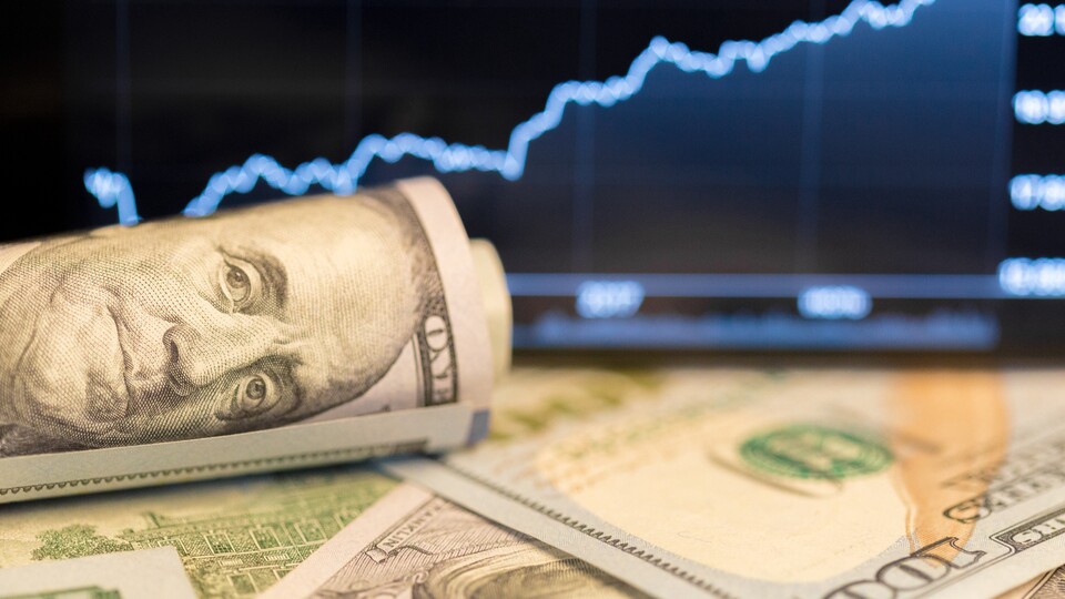 Faiz kararı sonrası dolar 11 TL'yi aştı