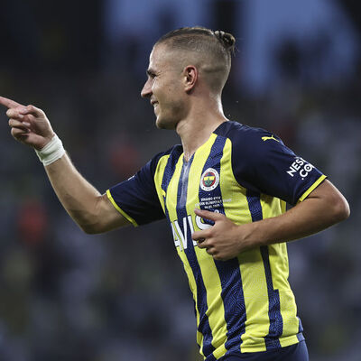 "Pelkas, Fransa yolcusu!"