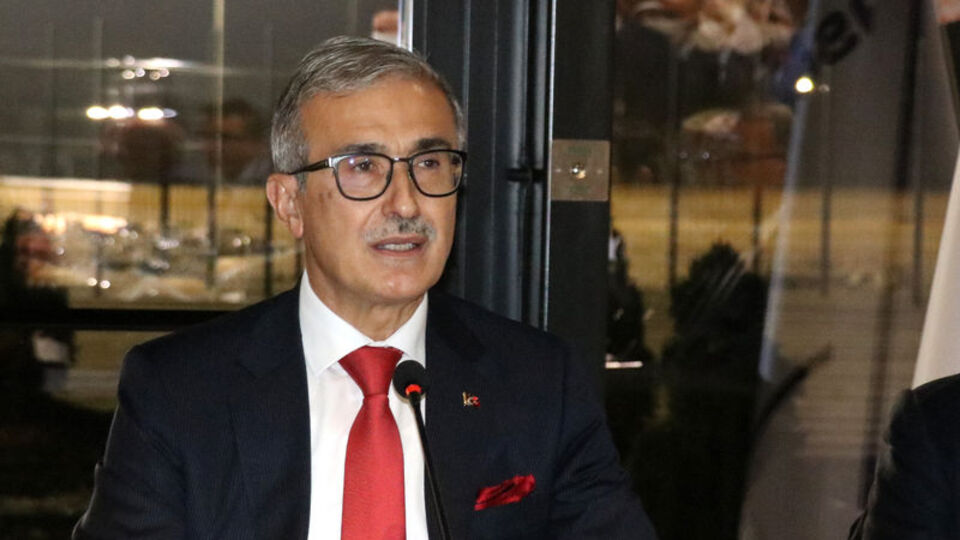 'Durmak yok, çünkü durursak düşeriz'