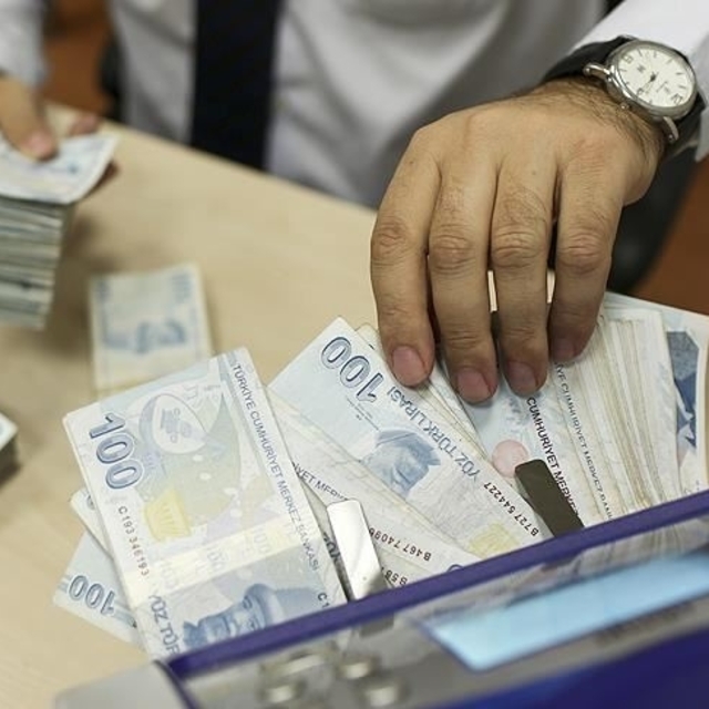 Kamu bankalarında faiz indirimi