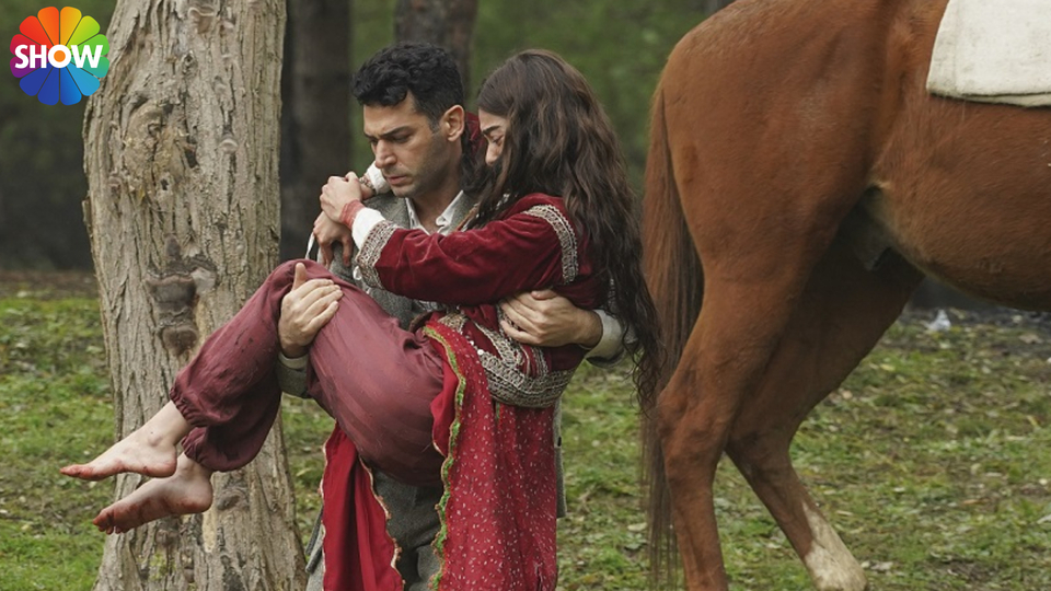 'Aziz'de Atatürk sürprizi!