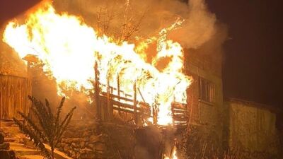 Ankara'da bir gecekonduda tüp patladı!