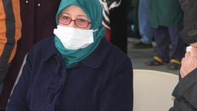 Baba ve kızı bir yıl arayla koronavirüse yenildi