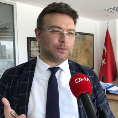 Çin'e korona davası açmıştı! Virüse yenildi!