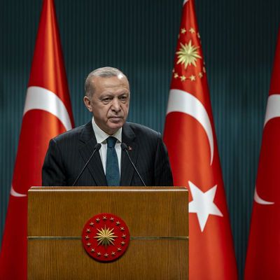 Kabine toplanıyor! Asgari ücret, yüzde 50+1 ve ABD görüşmeleri masada