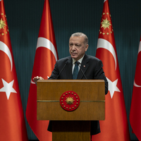 'Kur ve faiz oyununu görüyoruz'