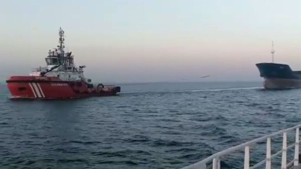 Yavuz Sultan Selim Köprüsü'nde arızalanan gemi kurtarıldı