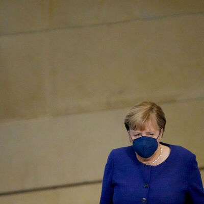 Merkel'den çarpıcı 'dördüncü dalga' uyarısı