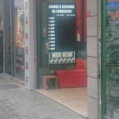 Döviz büroları tahta kapattı