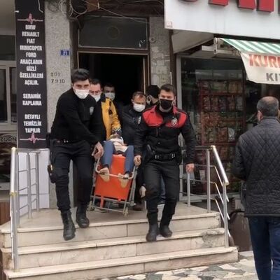 “Üzerimizde silah olur, silahı severiz”