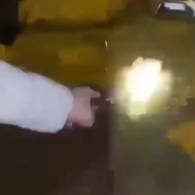 Seyir halindeki araçtan rastgele ateş açtı!