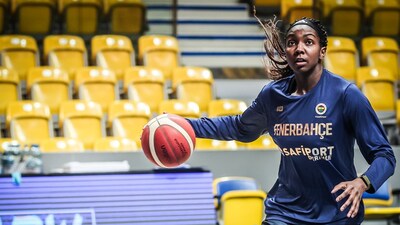 Fenerbahçe, Polonya'da kazandı!