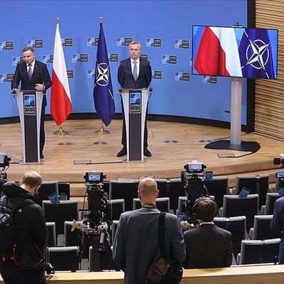 Polonya'dan NATO'ya çağrı