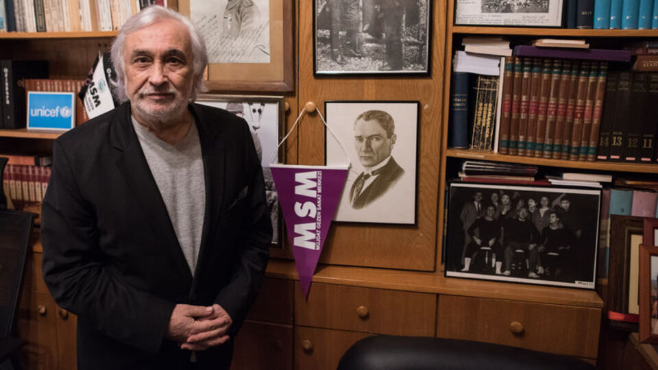 Müjdat Gezen'in hayatı kitap oldu