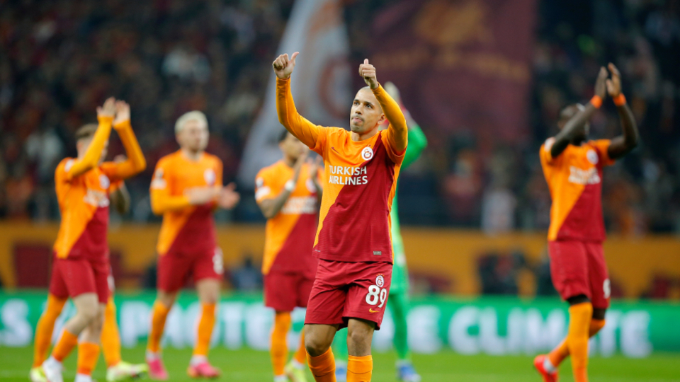 İki basamak yükseldik!