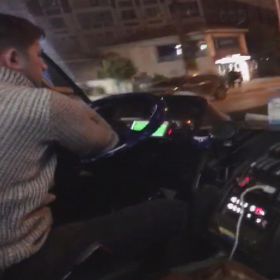 Direksiyon başında şaşkına çeviren görüntü!