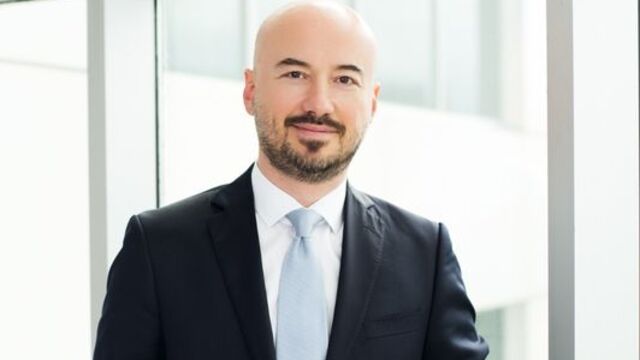 Yetkinlik ve şeffaflık yönetmeliği