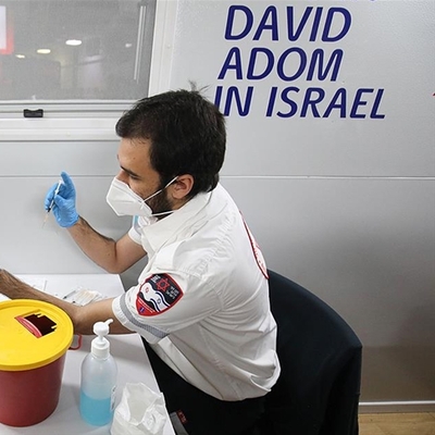 İsrail'de omicron alarmı: Sınırları kapattı!