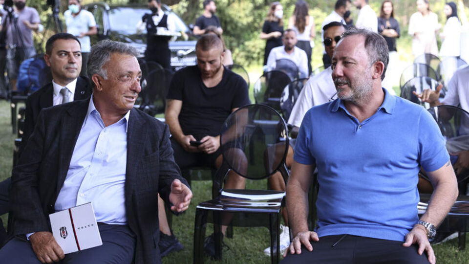 Sergen Yalçın'la yola devam kararı alındı!