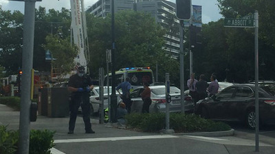 Karantinada kaldığı oteli yaktı!