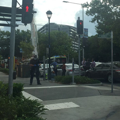 Karantinada kaldığı oteli yaktı!