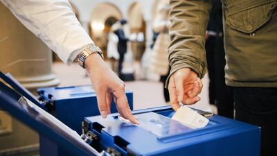 İsviçreliler 'aşı sertifikasına devam' dedi