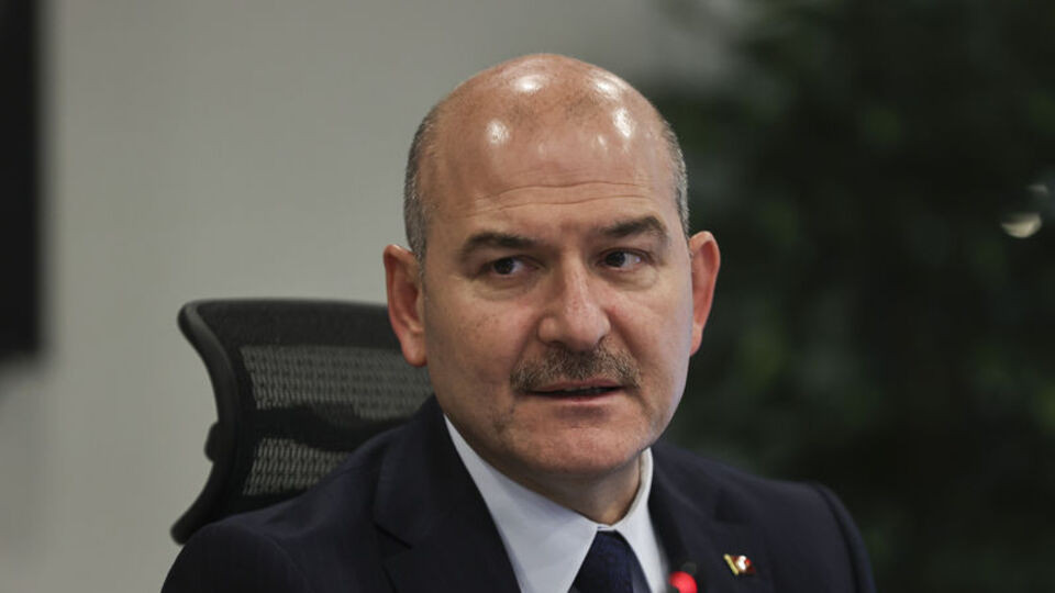 "Türkiye'nin içinde 170 terörist var"