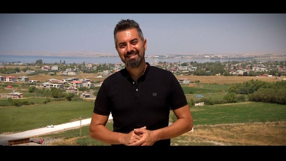 Gelinim Mutfakta sunucusu Turgay Başyayla kim?