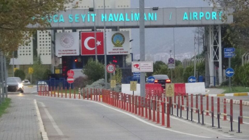 Lodos hava seferlerini de vurdu