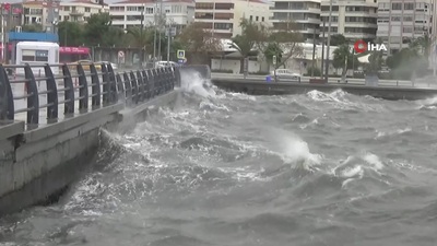 Fırtınada inanılmaz görüntüler!