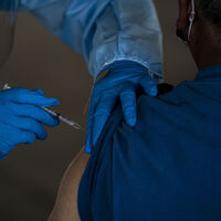 'Omicron' varyantına karşı inaktif aşı açıklaması!