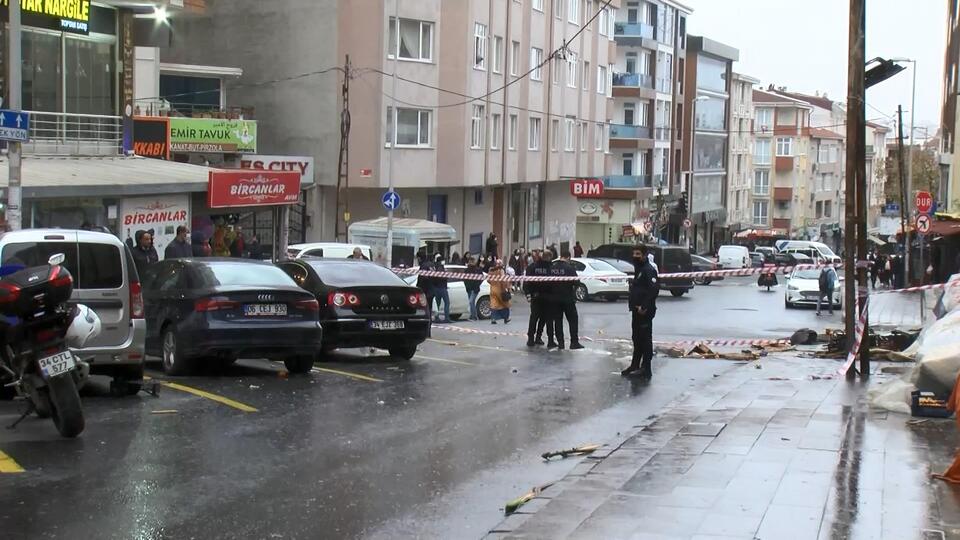 Lodos faciasında çocuğunu korurken hayatını kaybetti!